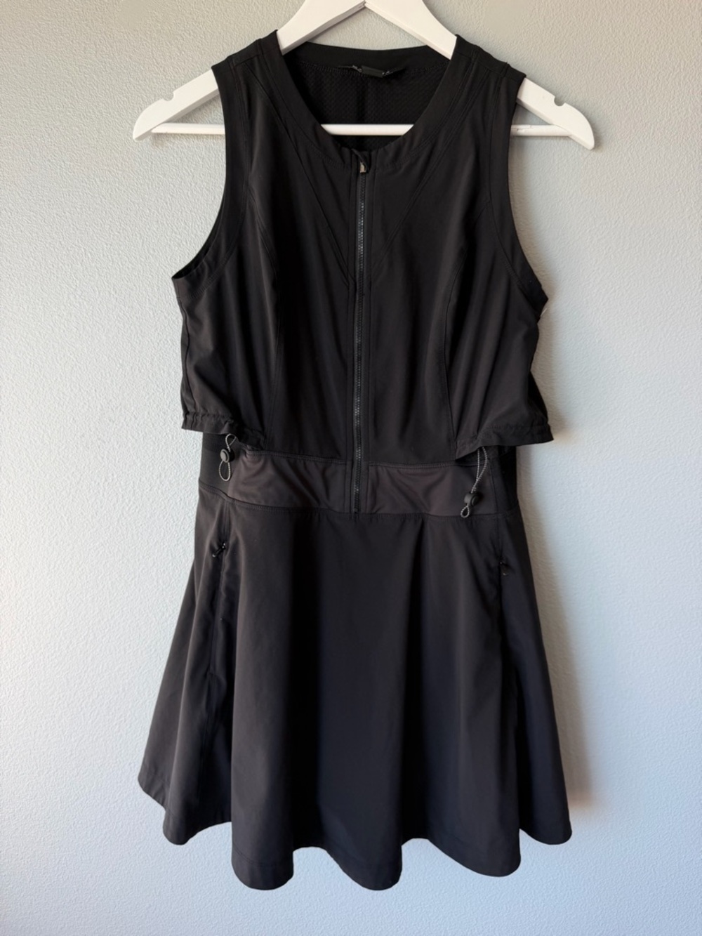 Athleta black Venture Out hidden shorts athletic mini dress Women’s sz 2